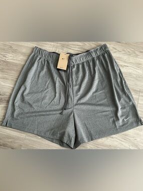 NIKE Dri-Fit  Women Shorts ( 1X )